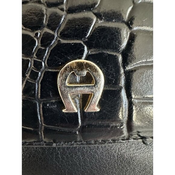 Vintage Etienne Aigner Flap Sling Bag Croc Embossed Black Leather 80s 90s Preppy - Picture 5 of 14